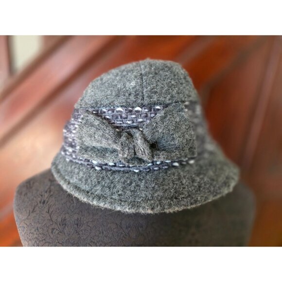 Creativa Italy Womens Wool Cloche Hat With Bow Gray & Purple - Picture 1 of 5